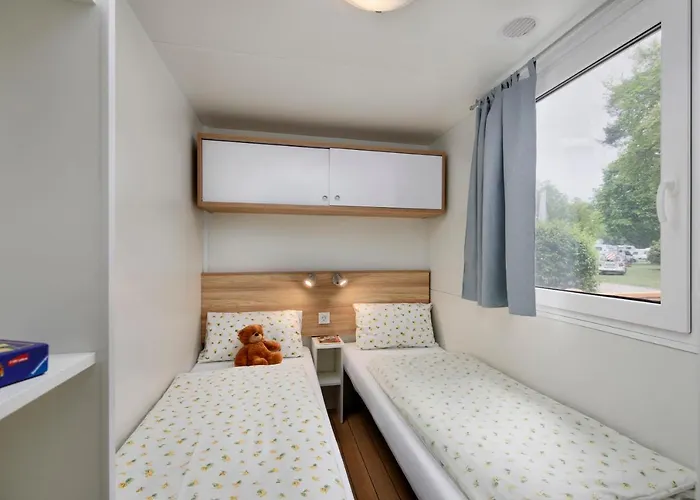 Knaus Campingpark منتزه العطل هنفلد